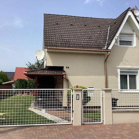 Balatonmáriafürdő Sueti Nyaralo 빌라 외부 사진